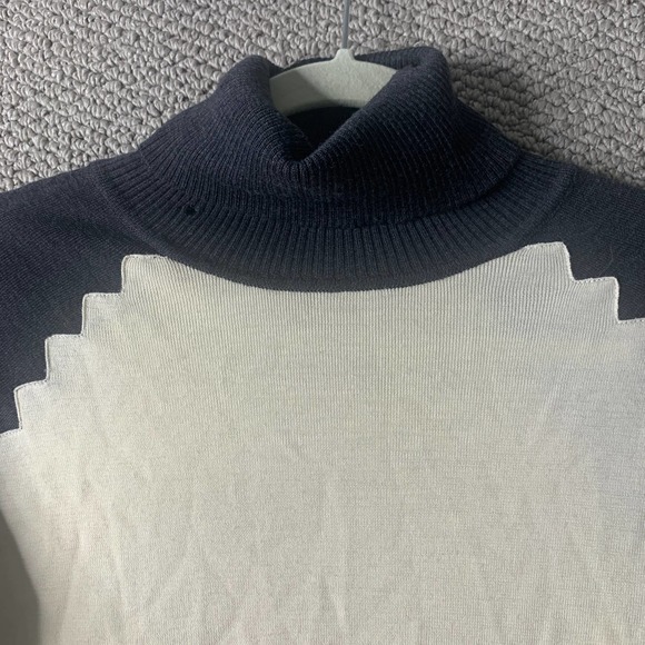 Escada Womens Sweater Size 36 Cream Gray Virgin Wool Turtleneck‎ Long Sleeves - Picture 2 of 14